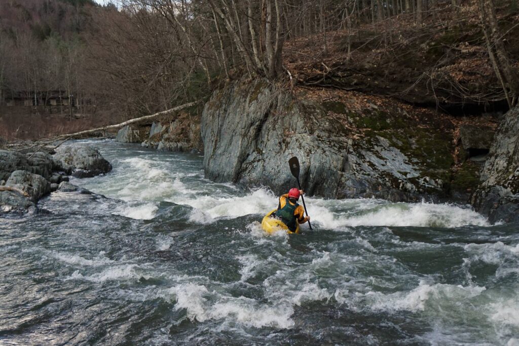 Clay Murphy heading into Washing Machine on the Lower Mad River Vermont Whitewater Kayaking